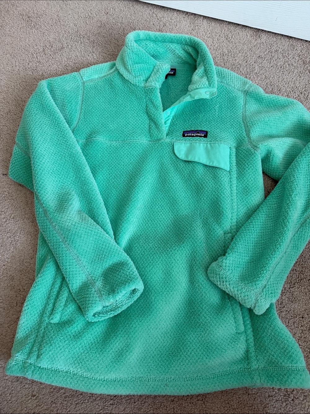 Patagonia Women's Mint Green Snap-Placket Fleece Pullover